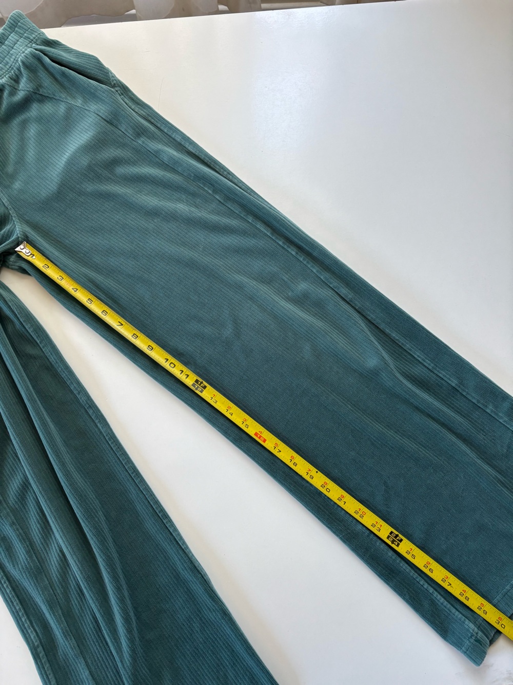 Lululemon Scuba Mid-Rise Wide-Leg Pant *Velvet Cord 6 - Picture 10 of 11